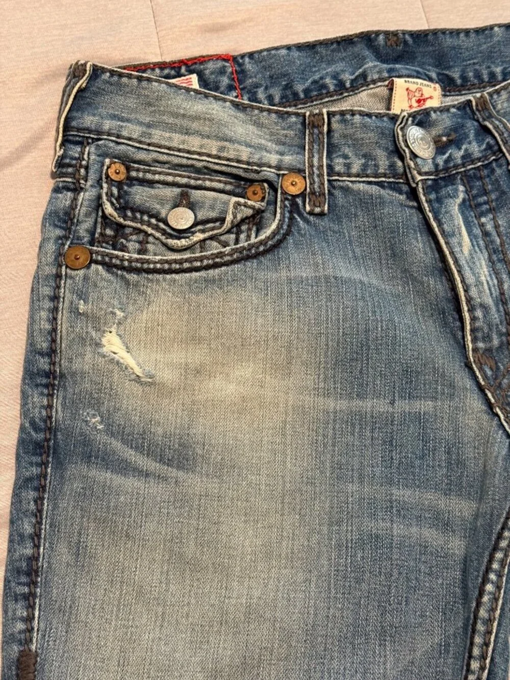True Religion Mens Ricky Giant Big T Jeans Distressed Light Wash Denim SZ 33
